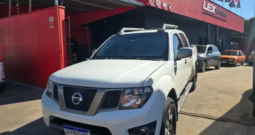 NISSNA FRONTIER 2.5 SV ATTACK 4X4 AT - BRUTA RUSTICA E SISTEMATICA !