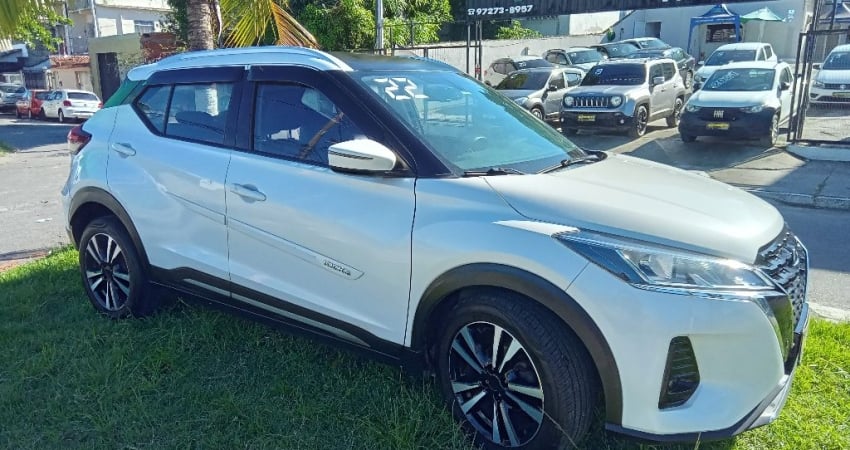 Kicks Advance CVT