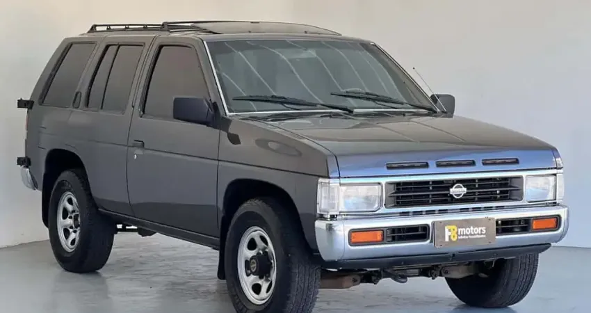 Nissan Pathfinder 4x4 Gasolina manual 1995 (SUV)