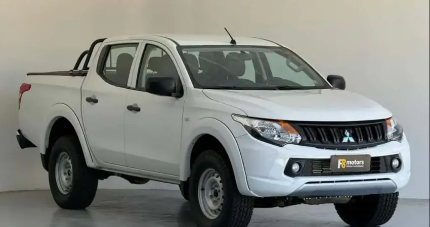 Mitsubishi L200 Triton GL 2.4 4x4 Diesel manual 2023 (Caminhonete)