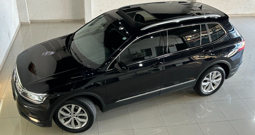 TIGUAN 1.4 250 COMFORTLINE *** TETO PANORAMICO *** PAINEL TFT *** 7 LUGARES