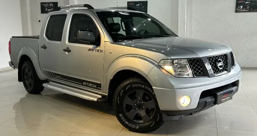 NISSAN FRONTIER XE 2.5 4X2 COMPLETA, PNEUS NOVOS, BANCOS EM COURO, MUITO CONSERVADA