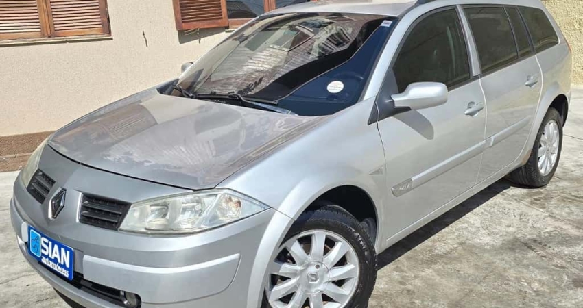 RENAULT MEGANE GRAND TOUR DYNAMIQUE 1.6 16V HI-FLEX MEC. 2011