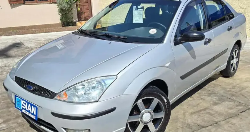 FORD FOCUS SEDAN GLX 2.0 16V 4P 2004