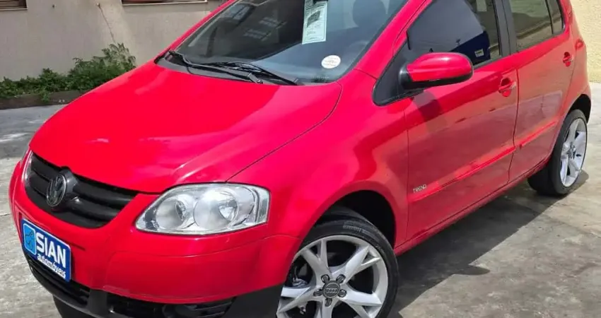 VOLKSWAGEN FOX TREND PLUS 1.0 MI 8V TOTAL FLEX 4P 2010