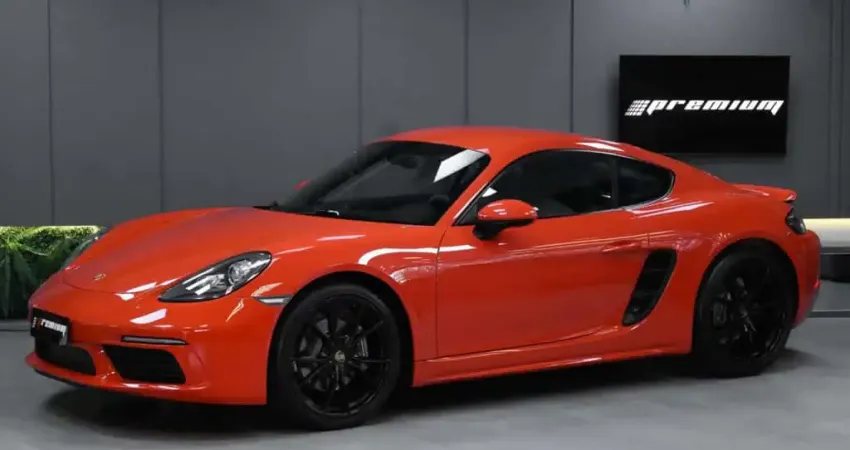 PORSCHE CAYMAN 2018