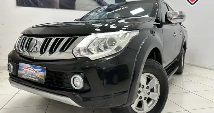 Mitsubishi L200 triton 2018 2.4 16v turbo diesel sport hpe top cd 4p 4x4 automático