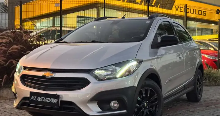 Chevrolet Onix HATCH ACTIV 1.4 8V Flex 5P Aut. - Prata - 2019/2019