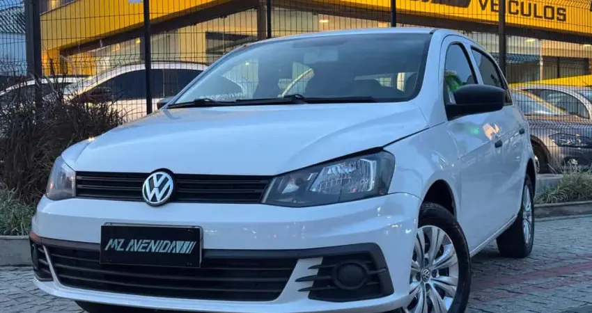 Volkswagen Gol Trendline 1.0 T.Flex 12V 5p  - Branca - 2017/2018