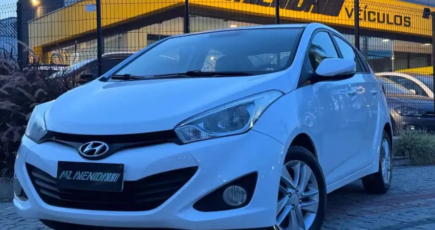 Hyundai HB20S C.Plus/C.Style 1.6 Flex 16V Mec.4p - Branca - 2013/2014
