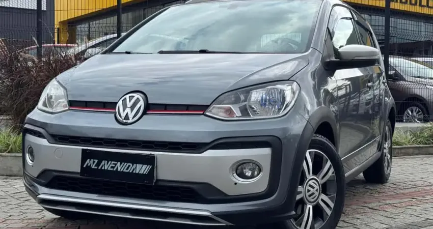 Volkswagen Up cross 1.0 TSI Total Flex 12V 5p  - Cinza - 2017/2018