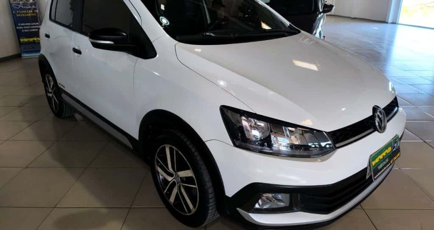 Volkswagen Fox Xtreme 1.6 Flex 8V 5p  - Branca - 2018/2018