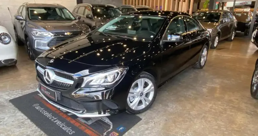 MERCEDES-BENZ CLA180 2019