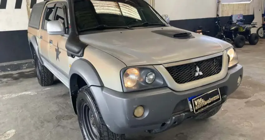 MITSUBISHI L200 OUTDOOR 2.5 GLS 4X4 CD 8V TURBO INTERCOOLER DIESEL 4P MANUAL