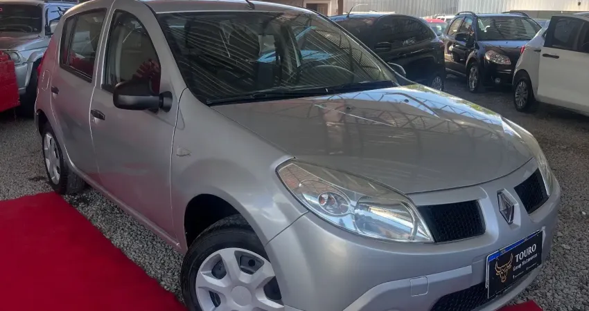 Sandero Authentique Ar e direção