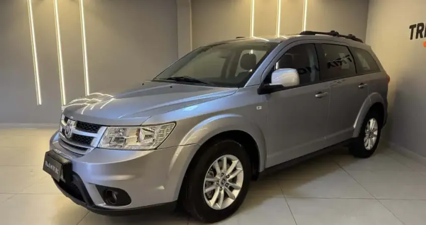 FIAT FREEMONT 2.4 EMOTION 16V GASOLINA 4P AUTOMÁTICO