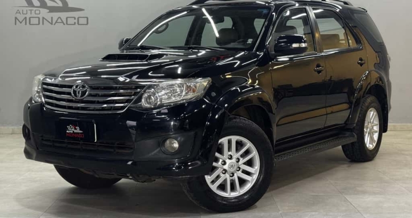 TOYOTA HILUXSW4 SRV4X4 2013