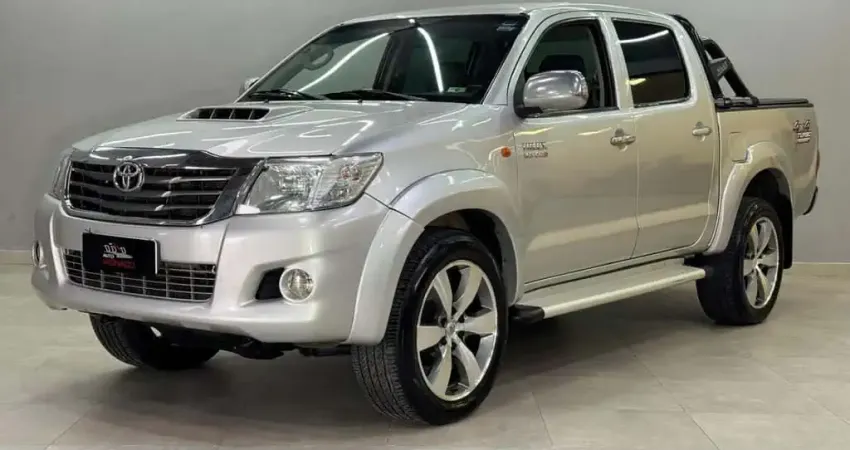TOYOTA HILUX CD4X4 STD 2014