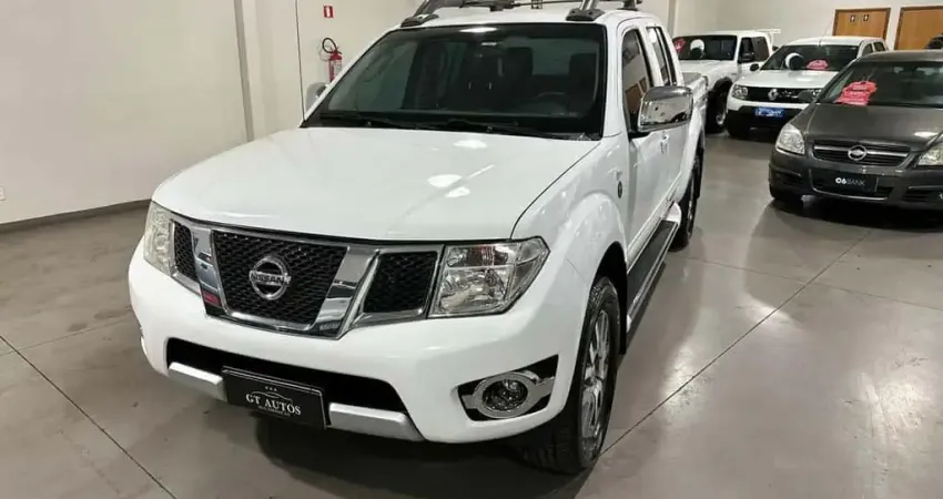 NISSAN FRONTIER SL 4X4 2013