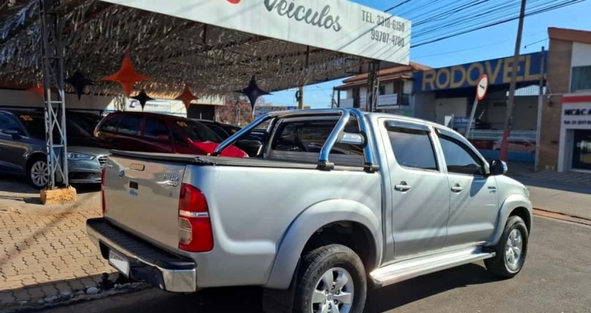 Toyota Hilux 2.7 Srv 4X2 Cd 16V Flex 4P Automático