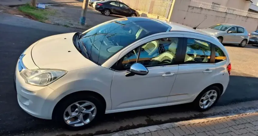 Citroën C3 1.6 Exclusive 16V Flex 4P Automático