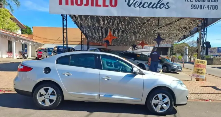 Renault Fluence 2.0 Dynamique 16V Flex 4P Manual