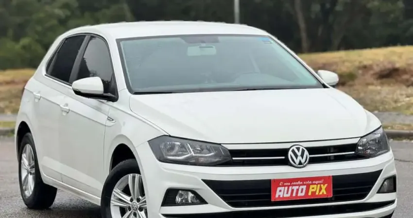 VOLKSWAGEN POLO CL AD 2019