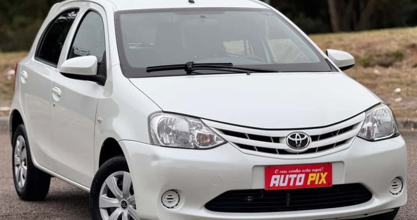 TOYOTA ETIOS HB X 2015