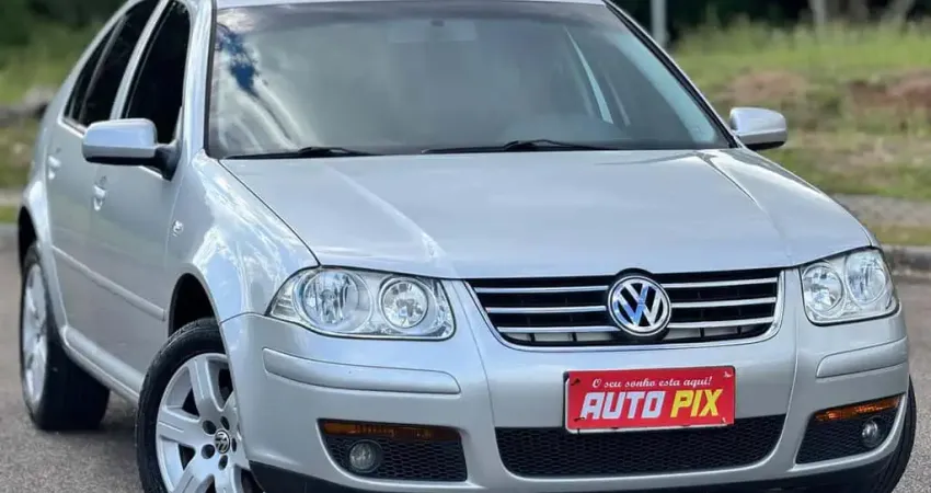 VOLKSWAGEN BORA 2011