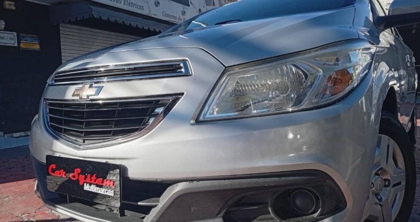 chevrolet onix 1.0 completo