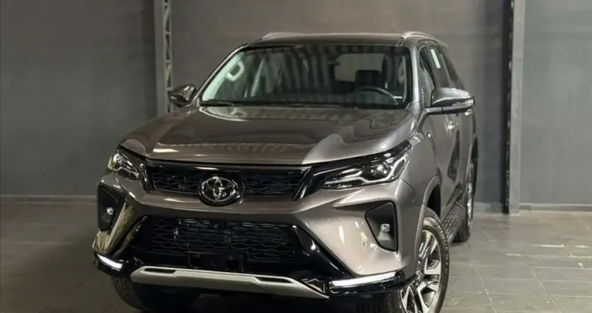 Toyota Hilux sw4 2026 2.8 d-4d turbo diesel srx platinum 7l 4x4 automático