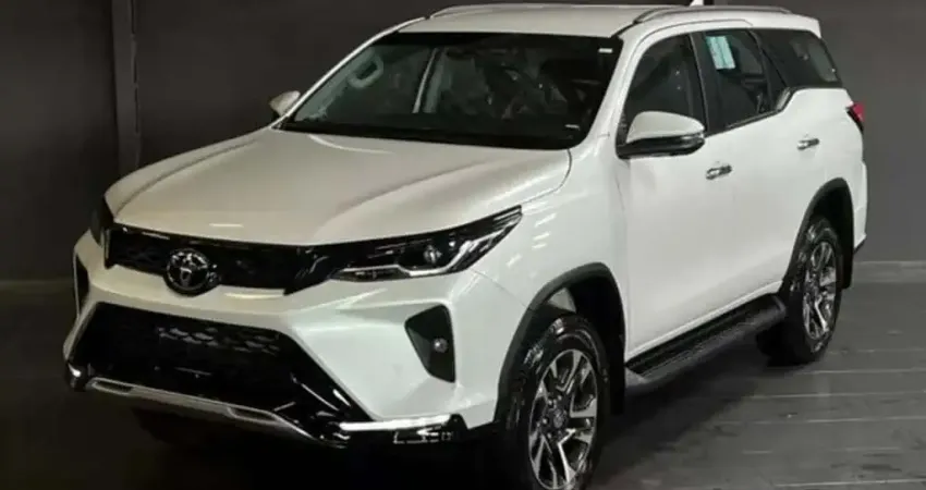 Toyota Hilux sw4 2026 2.8 d-4d turbo diesel srx platinum 7l 4x4 automático