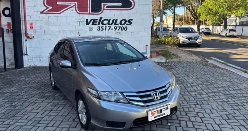 CITY Sedan LX 1.5 Flex 16V 4p Aut.