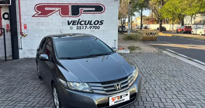 CITY Sedan LX 1.5 Flex 16V 4p Mec.