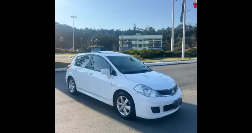 Nissan TIIDA SL 1.8/1.8 Flex 16V  Mec.