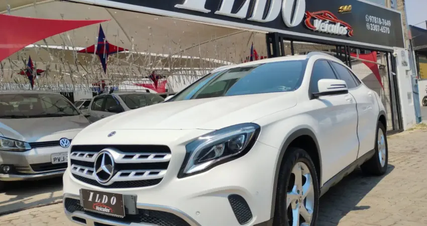 Mercedes Benz GLA 200 Advance 1.6