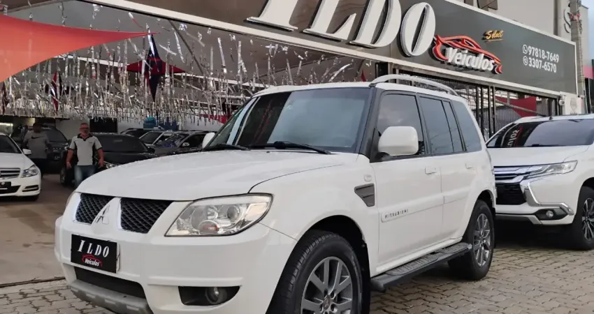 Mitsubishi Pajero TR4 2.0 4×2