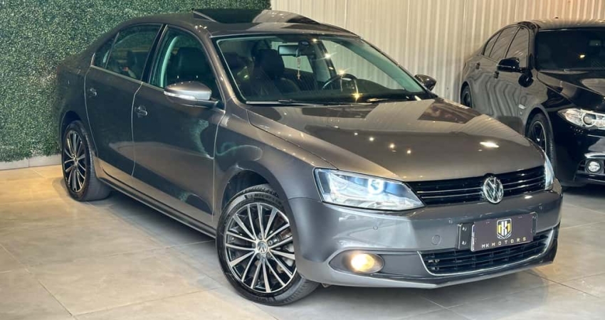 VOLKSWAGEN JETTA 2.0T 2014