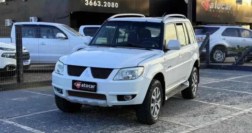 Mitsubishi Pajero tr4 2014 2.0 4x4 16v 140cv flex 4p automático