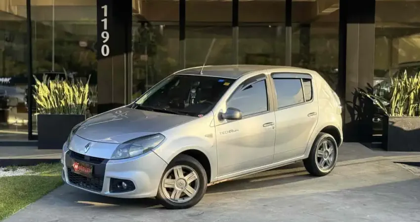 Renault Sandero 2014 1.0 tech run 16v flex 4p manual