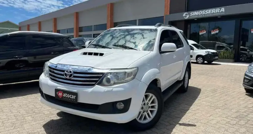 Toyota Hilux sw4 2014 3.0 srv 4x4 16v turbo intercooler diesel 4p automático