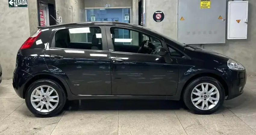 Fiat Punto 2012 1.6 essence 16v flex 4p manual