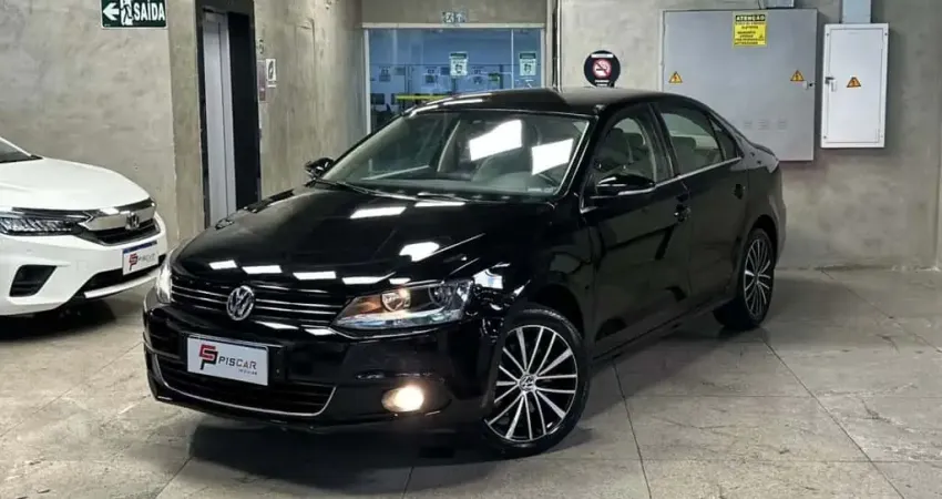 Volkswagen Jetta 2014 2.0 tsi highline 211cv gasolina 4p tiptronic