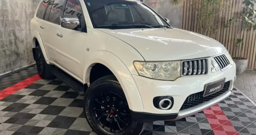 Mitsubishi Pajero DAKAR 3.2 4x4 T.I. Dies. 5p Aut. 2010 Diesel
