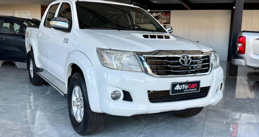 Toyota Hilux /  CD4X4 SRV - Branca - 2015/2015