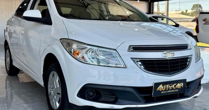 Chevrolet Onix 1.0MT LT - Branca - 2013/2013