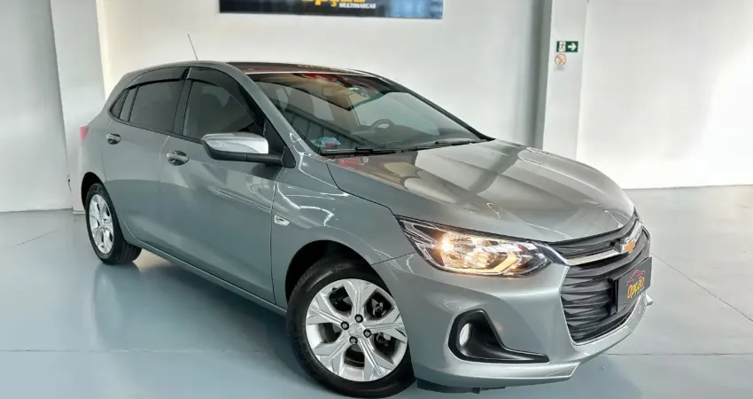 Onix 1.0 Turbo LTZ 2024 igual a zero km, apenas 6.500 km, com cheiro de novo