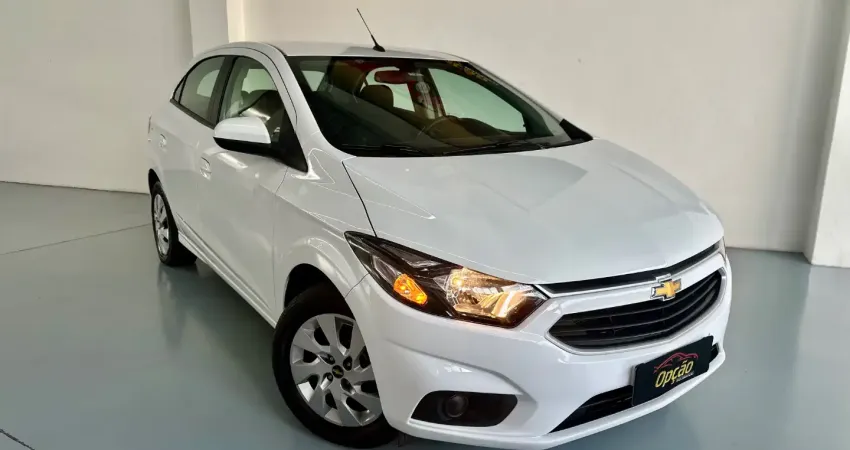 Onix 1.4 LT Automático, impecável, possui manual e chave reserva 