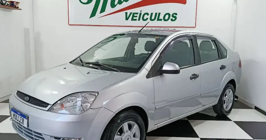 Fiesta sedan 1.6 completo 