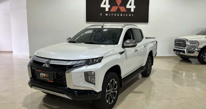 Mitsubishi L200 TRITON 2.4 16V TURBO DIESEL SPORT HPE-S CD 4P 4X4 AUTOMÁTICO